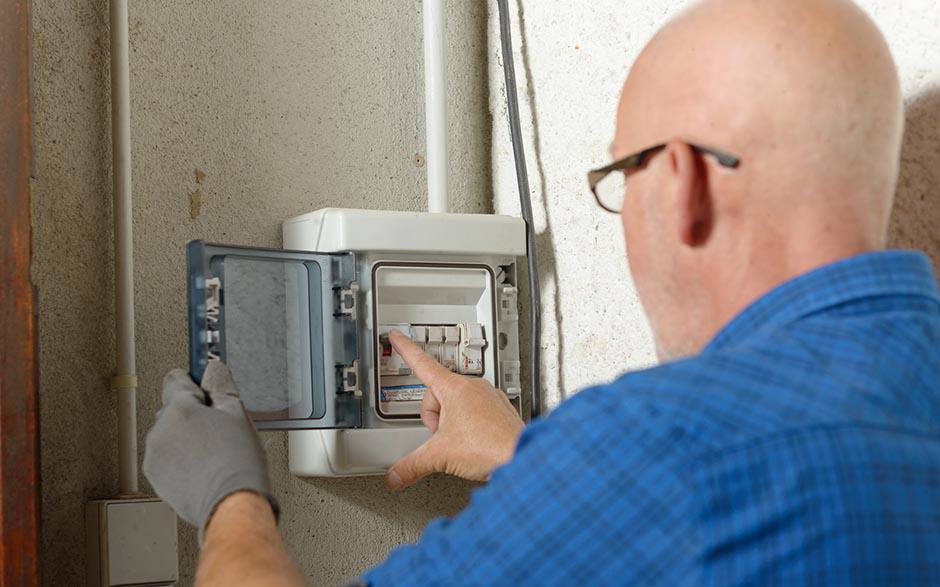 électricien dans le bâtiment Paris 11